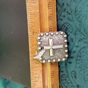 Nickel silver Concho cross & long horn from a western belt for your necklaces.